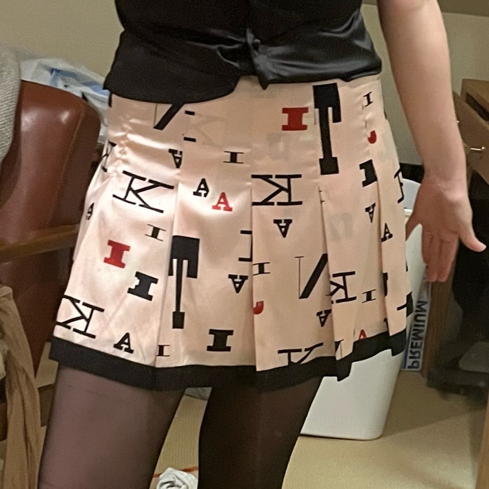 Trina Turk Pink Skirt with Black and Red Letter Print 100% silk